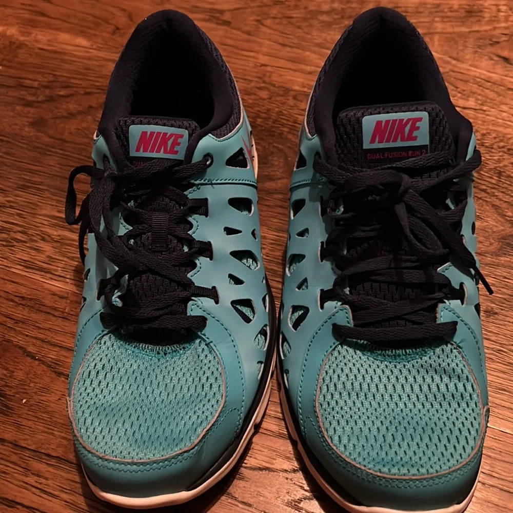 Nike Dual Fusion Shoes - Picture 1 of 7